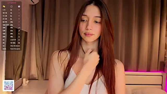 CoraleeSpadlin online show from December 4, 4:30 pm