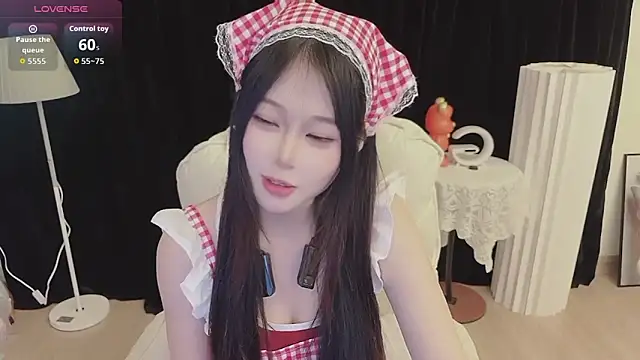 -Annababy online show from May 31, 7:04 pm