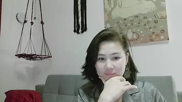 Nettie Allie online show from March 11, 8:11 pm