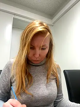 JenyJansy online show from December 4, 6:08 pm