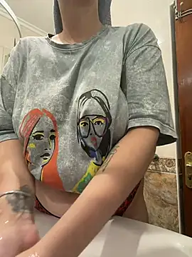 MUDA3322 online show from March 12, 6:32 pm