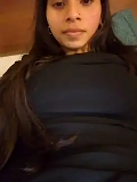 Cute Girl 27 online show from February 14, 6:32 pm