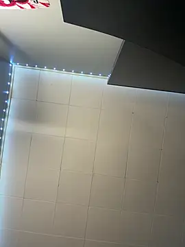 Hazel eyeddemonx online show from February 12, 1:40 am