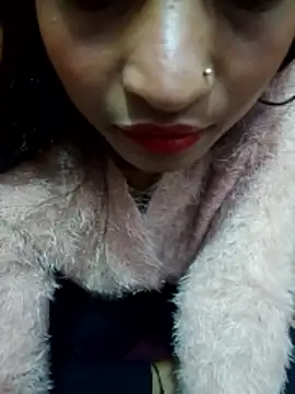 Zoyaa-Zubair online show from March 8, 6:56 pm