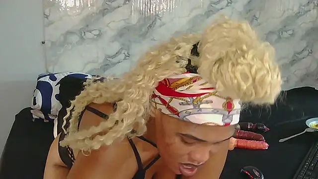 SexyZuluBarbie online show from March 27, 10:27 am