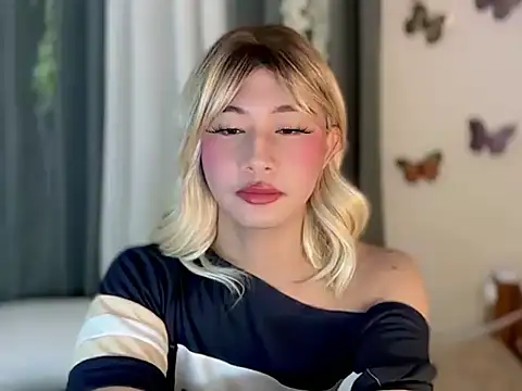  CandyTwink  online show from July 12, 8:42 pm