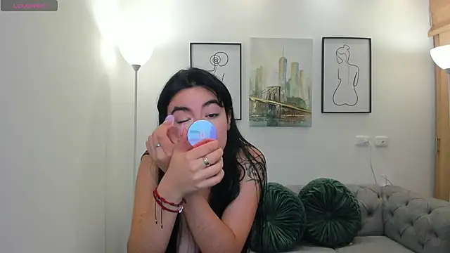 Athenea sweet  online show from January 6, 7:50 pm