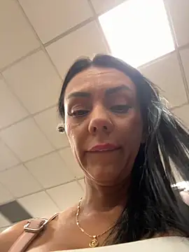 SofhiaTaylor online show from March 25, 8:12 pm