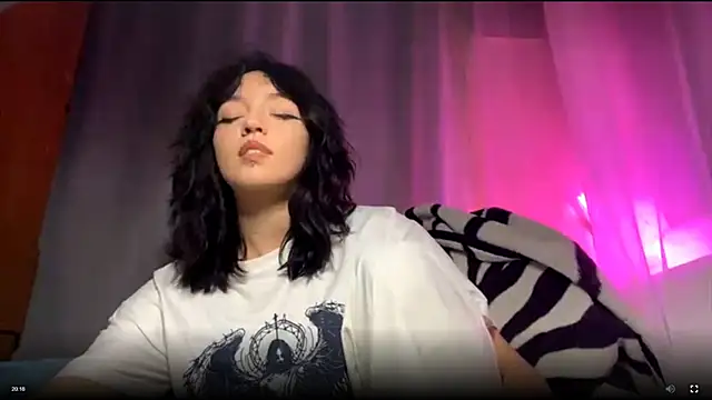 Raylli Jorden online show from December 1, 4:20 pm