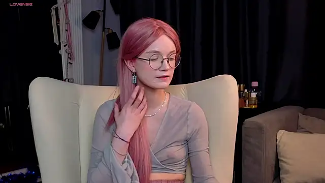 Kitty smalltits online show from January 12, 5:56 am