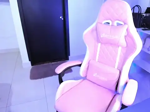 cristina697 online show from March 26, 2:03 am