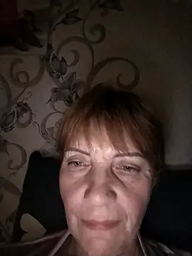 MichelleLove48 online show from April 21, 9:44 pm