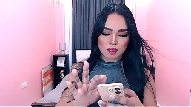 Fantacyloverr online show from February 25, 10:25 am