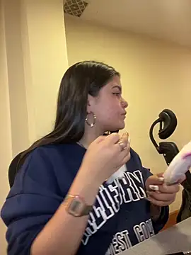 Camila Duarte2 online show from April 14, 1:33 pm