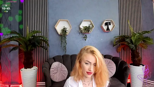 amy rider online show from April 14, 7:58 pm