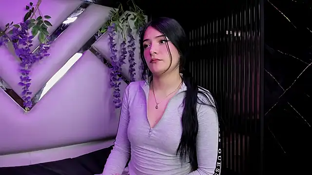 liinzy rouse69 online show from June 23, 3:21 pm