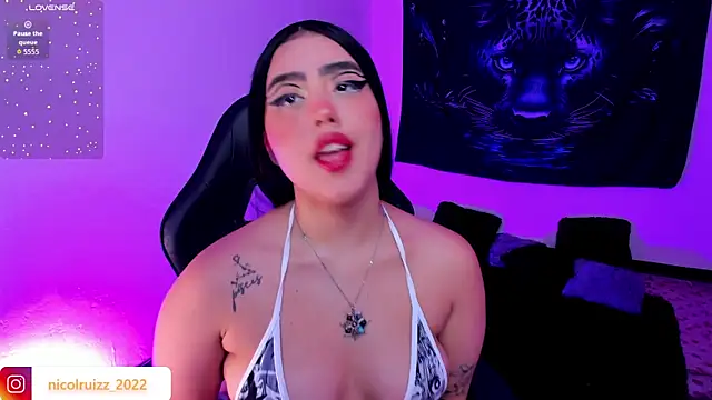 Nicolle Ruizz online show from January 17, 11:07 am