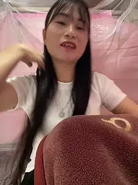 Maiphu34 online show from May 2, 1:42 am