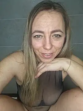 sole28 online show from February 2, 9:47 pm