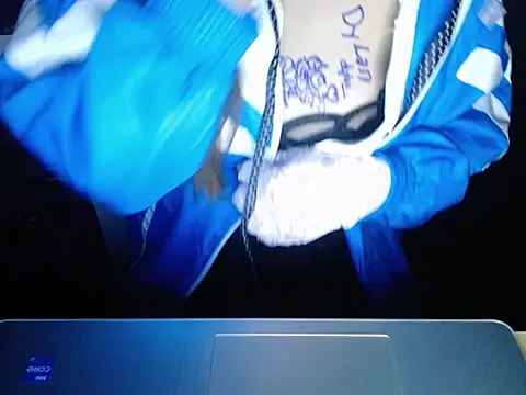 maian love online show from March 9, 7:39 pm