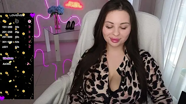 Deborah lowe online show from April 11, 3:27 pm