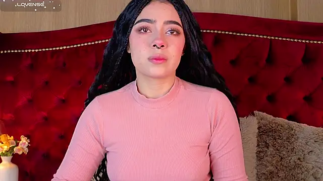 TaniaRedd  online show from December 19, 1:36 pm