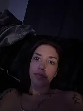 A LEE 88 online show from December 4, 1:41 am