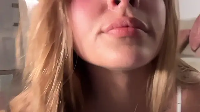 miaferrer777 online show from March 27, 1:07 am