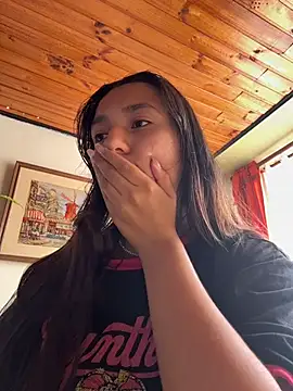 Alix Rousses21 online show from March 31, 7:14 pm