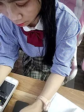  MyNa  online show from January 6, 6:00 pm