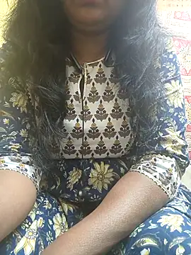 Preeti345 online show from January 14, 9:36 am