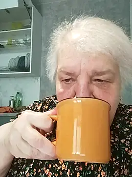 HapinessLovee online show from June 1, 6:37 am