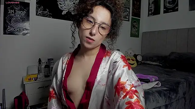 little  ammy online show from March 6, 5:46 am