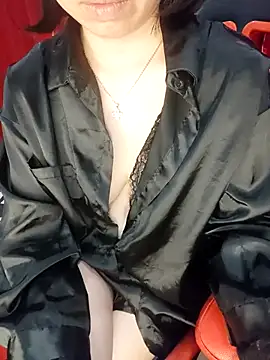 Alone nothing online show from March 17, 5:06 pm