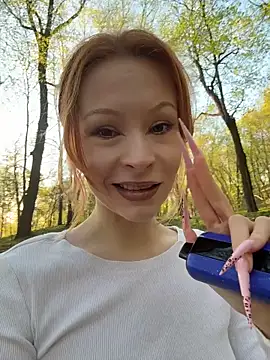  Little Ginger online show from May 7, 2:27 am