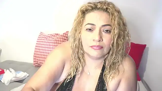 mariajosebarrazaa online show from March 21, 8:58 pm