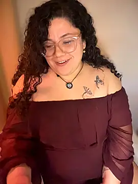 VanesssaMilf  online show from March 19, 11:20 pm