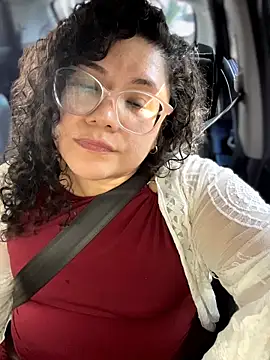 VanesssaMilf  online show from March 28, 1:21 pm