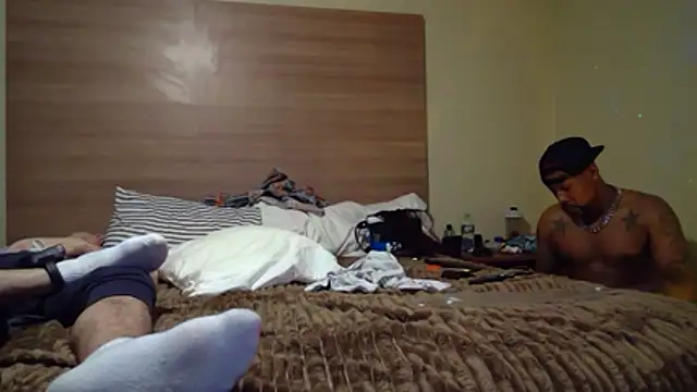 cosmiccloudpig online show from January 19, 8:21 am