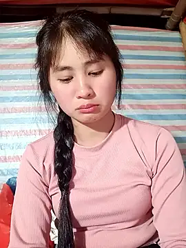 Him MountainGirl online show from February 4, 11:35 am