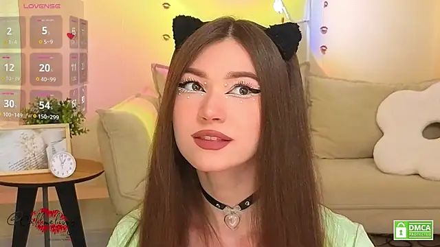 oliviaah  online show from February 18, 3:11 pm