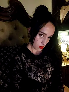 BustyVampyre online show from December 16, 1:00 am