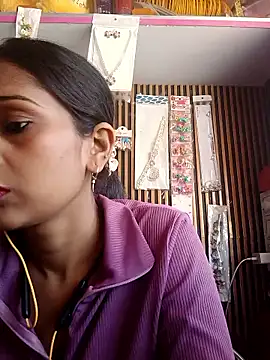 nehakapoor89 online show from February 17, 7:29 am