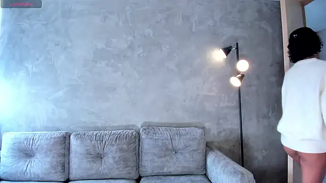 ValerieAustin online show from April 6, 3:35 pm