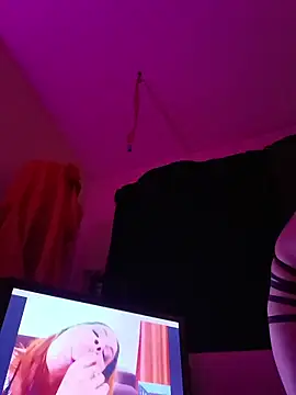  Ramone666 online show from April 6, 7:42 am