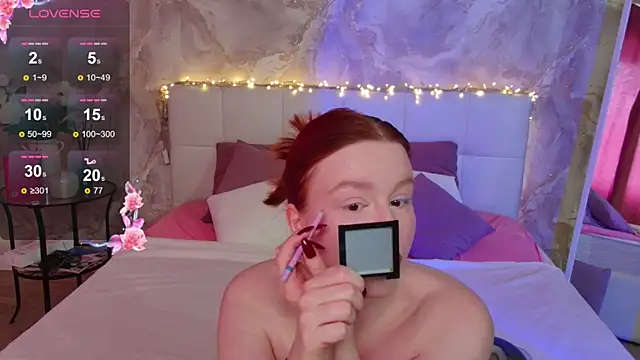 LucyHornyDollx online show from April 11, 7:56 am