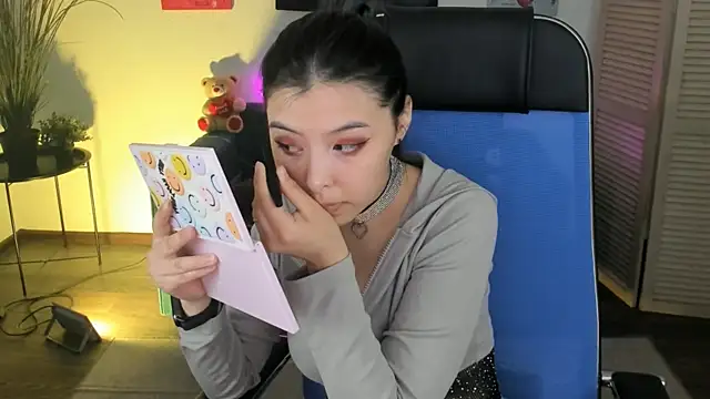 SirenMystiq online show from December 22, 4:43 pm