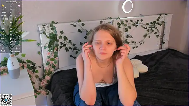 HazeElariel online show from April 28, 4:11 pm