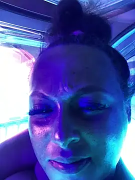 Welsh Maya221x online show from January 9, 11:58 am