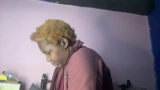 queenalliyahalecia online show from December 16, 2:23 pm